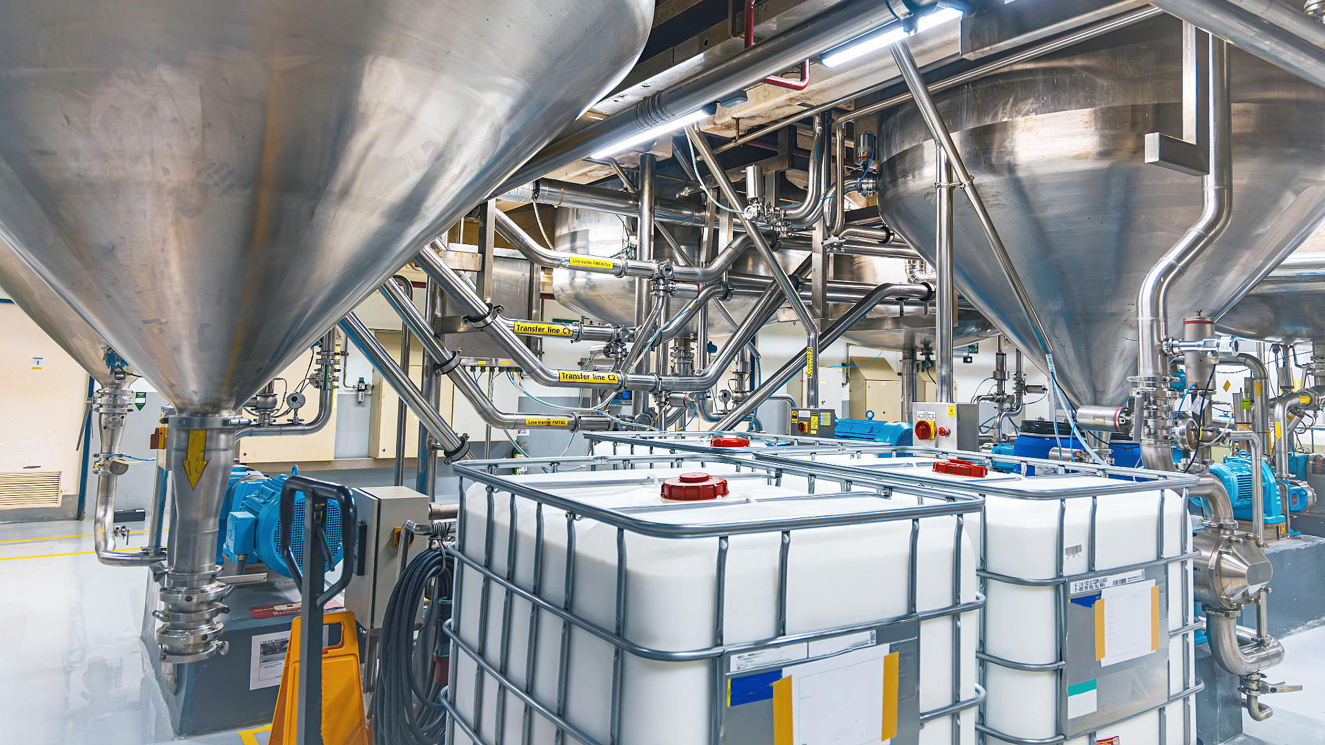 Tanks for Industrial Chemical Processing & Corrosive Wastewater Storage